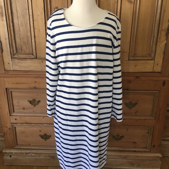 Preppy dress - Picture 1 of 3